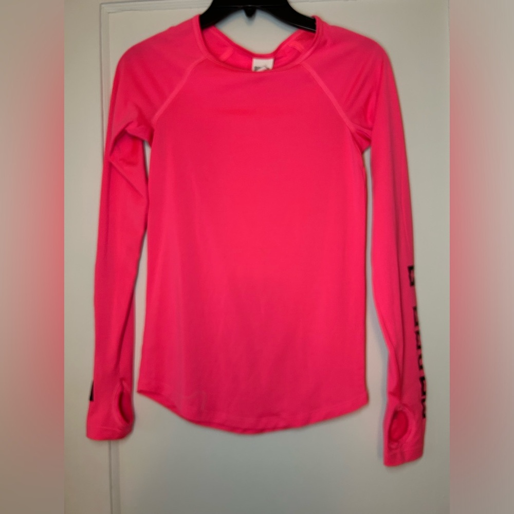 Women’s Victorias Secret Pink Long Sleeve Active Shirt In Hot Pink Size XS